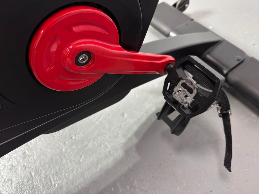 Life Fitness Ic7 Spin Bike - Refurbished